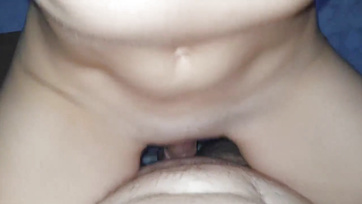 Vadító amatőr csaj egy kis szopikázás után felpattant a palija szerszámára Thumb