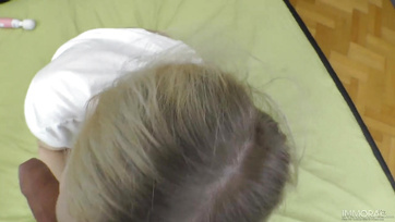 Egy kolosszális bránert hozott a nyuszi az anál szerető tini sunának húsvétkor Thumb