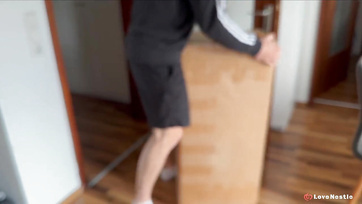 A nagy popsis mostohahúgicám eldugta a szexbabámat és úgy csinált mintha ő lenne az Thumb