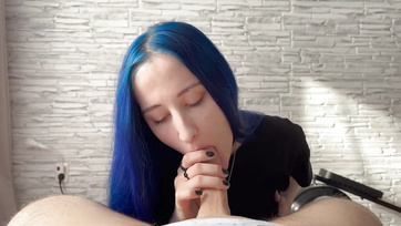 Karnyújtásnyiról szemlélhetitek ahogy kutyuspózban telegeciztem ennek a kitűnő suncinak a sunáját Thumb