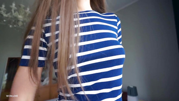 Bedugni nem engedte a pinájába a huncut mostohaanyukám de segített belelővelni a tangájába Thumb