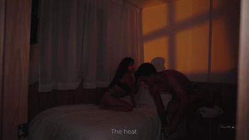 Megmondtam a lánynak hogy nincs hová mennem, majd még meg is kefélhettem a nunikáját Thumb