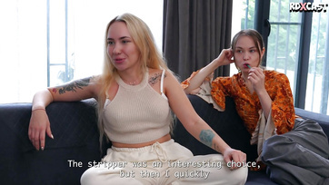 A barinője mellett kúrták meg a lófaszú férfiak a nimfó szöszke cicát a szex castingen Thumb